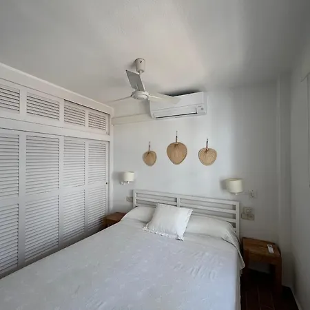 Es Castell 1 6 By Som Menorca アパート フォルネイス